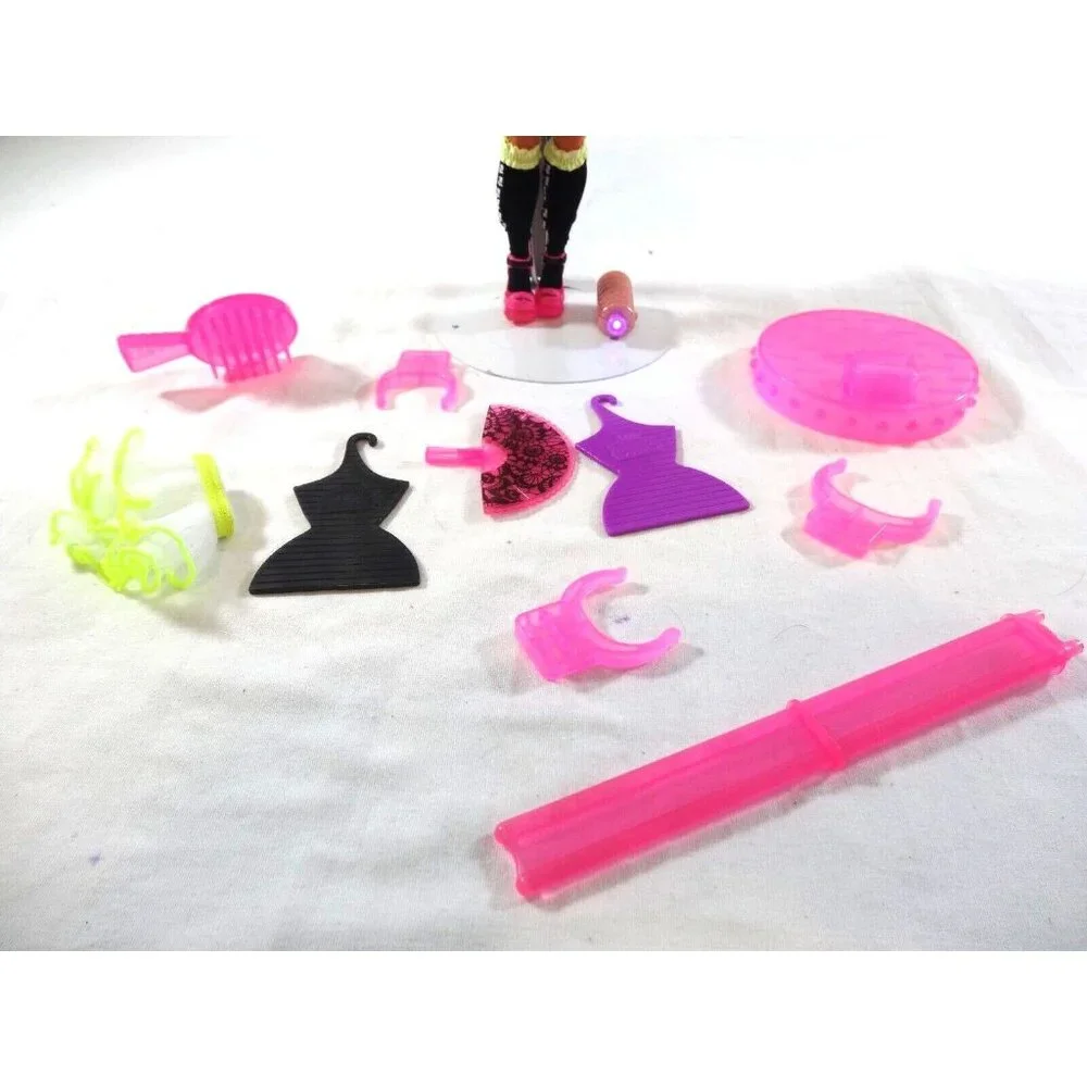 MGA LOL Surprise! OMG Dance Dance Dance Miss Royale Doll Purple Hair W/ Outfit a